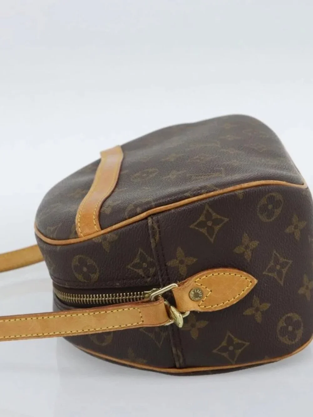 LOUIS VUITTON Monogram Blois Shoulder Bag M51221 LV Auth ka4792A